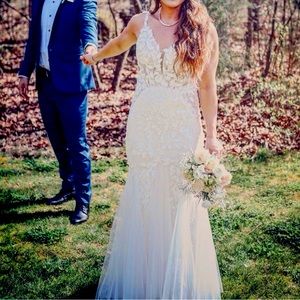 Lace wedding dress size S/2-4